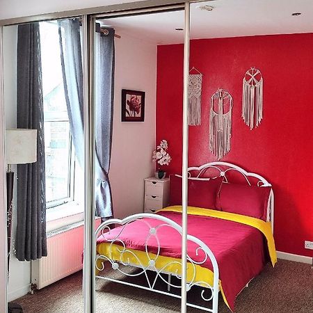Double Room Lgbt London Ngoại thất bức ảnh