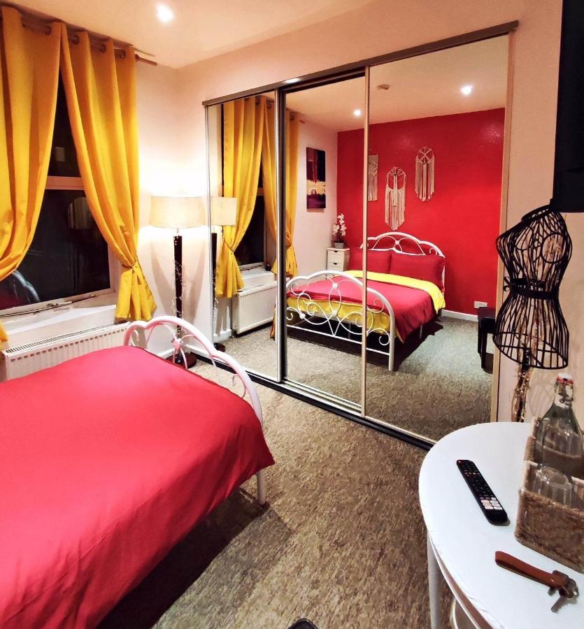 Double Room Lgbt London Ngoại thất bức ảnh